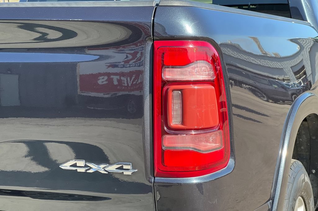 Used 2021 RAM 1500 Laramie AWD/4WD image 25