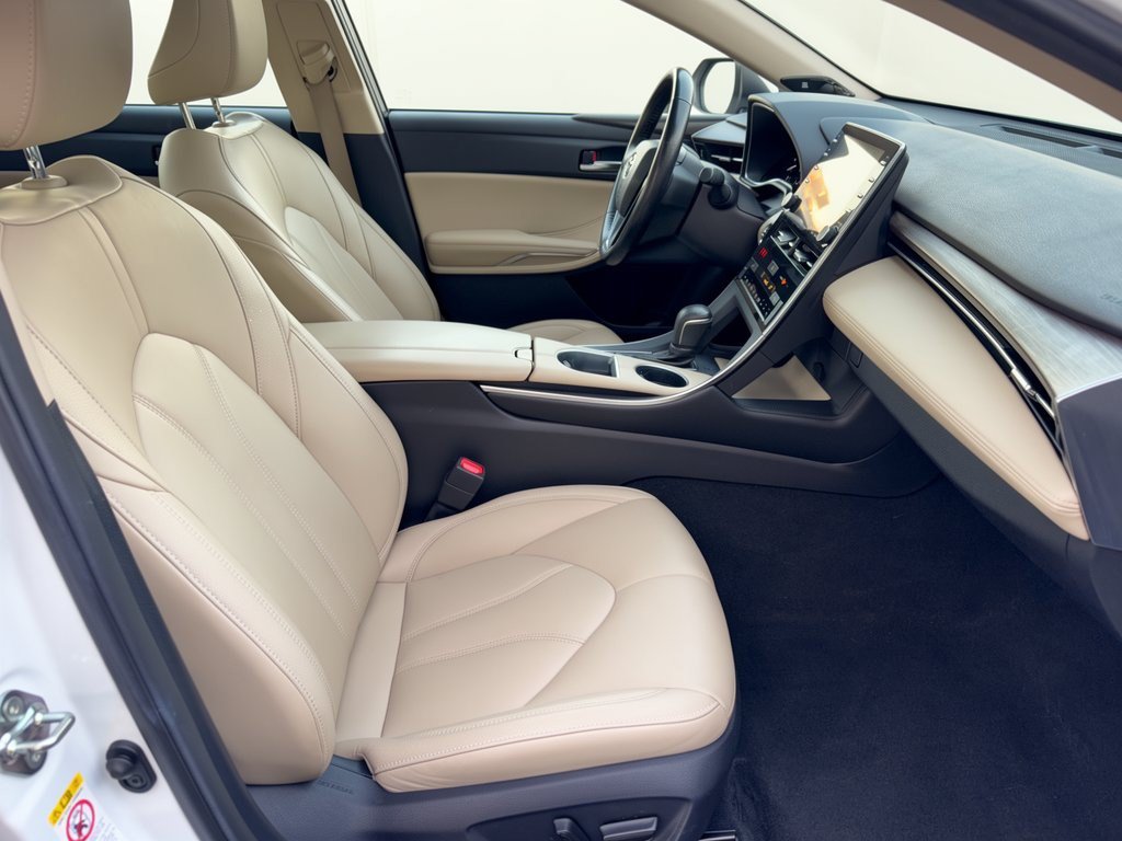 Used 2019 Toyota Avalon XLE w/ Moonroof Package FWD image 30