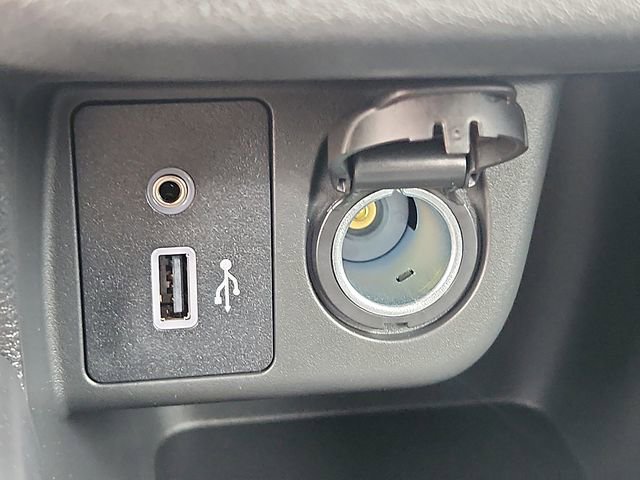 Used 2025 Nissan Versa S w/ S Plus Package FWD image 22