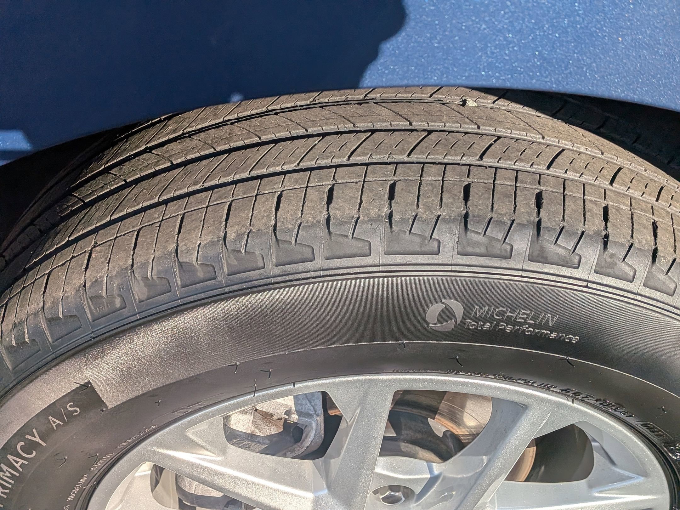 Certified 2024 Chevrolet Equinox LT w/ LPO, Floor Liner Package FWD image 13