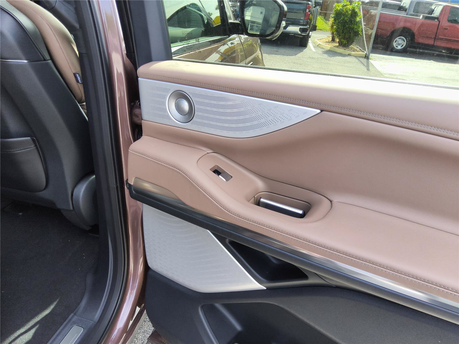 New 2027 Lincoln Navigator Black Label AWD/4WD image 25