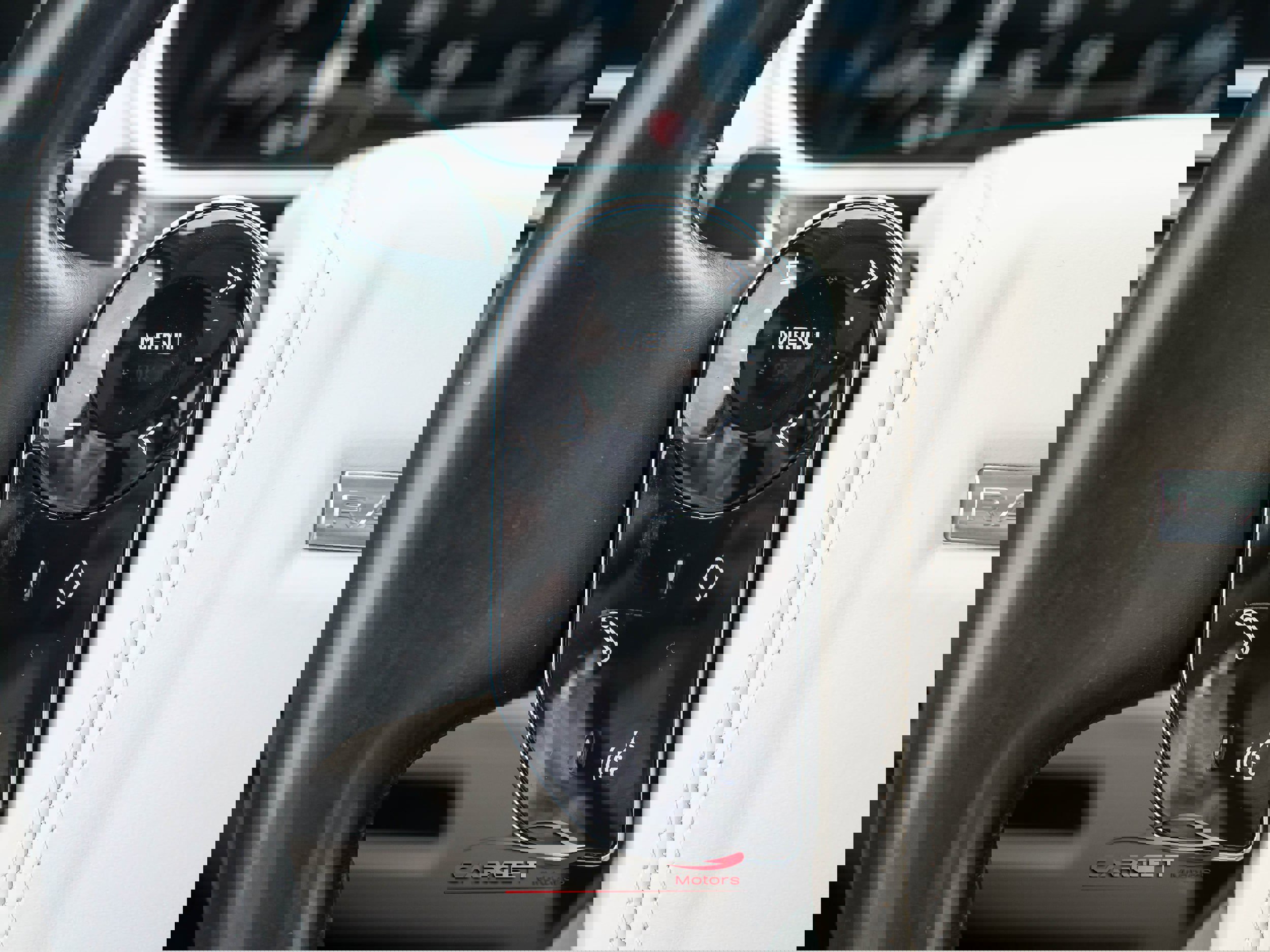 Used 2020 Land Rover Range Rover Long Wheelbase HSE image 26