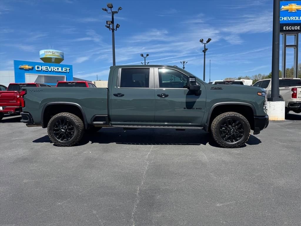 Used 2026 Chevrolet Silverado 2500 LT w/ Trail Boss Package image 2