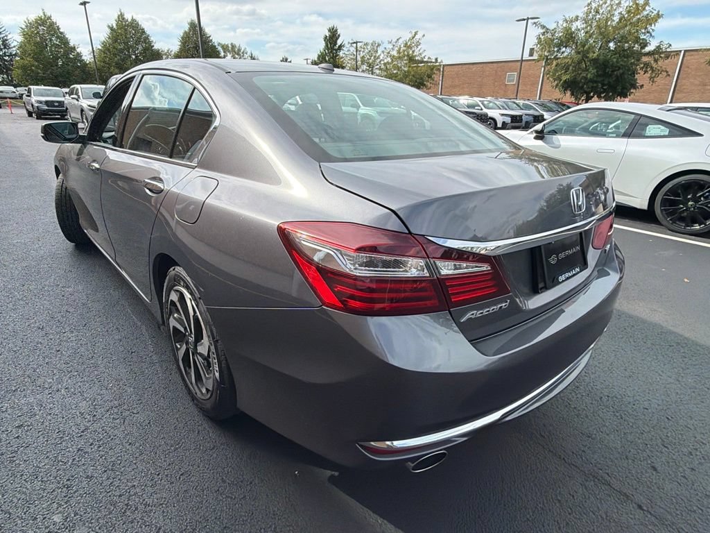 Used 2017 Honda Accord EX-L image 11