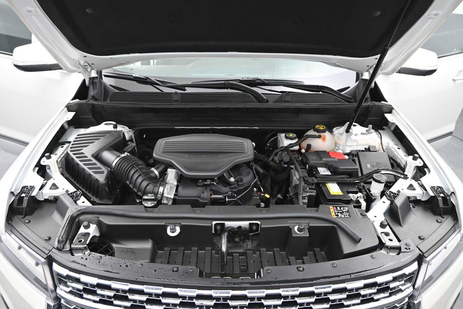 Used 2022 GMC Acadia Denali w/ Denali Ultimate Package AWD/4WD image 22