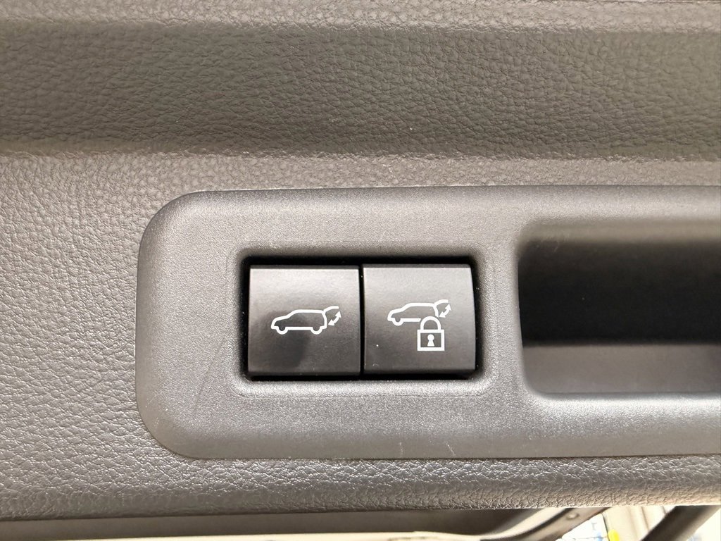 Used 2024 Toyota Sequoia Limited image 10