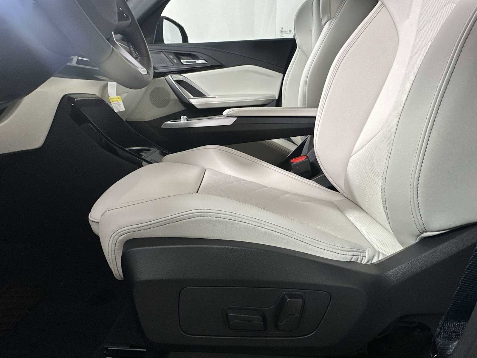 New 2026 BMW X1 xDrive28i w/ Convenience Package image 12