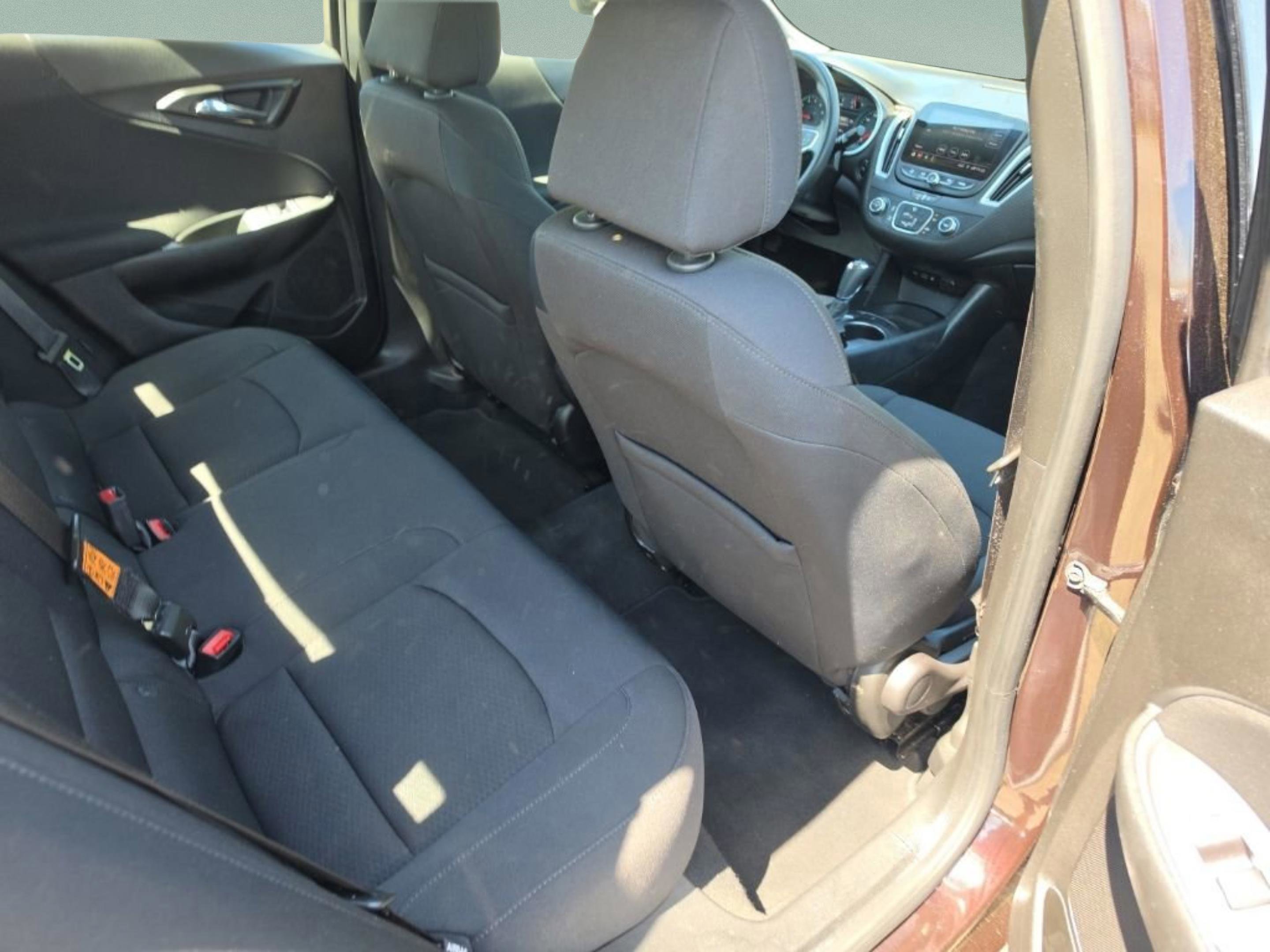 Used 2020 Chevrolet Malibu LS FWD image 22
