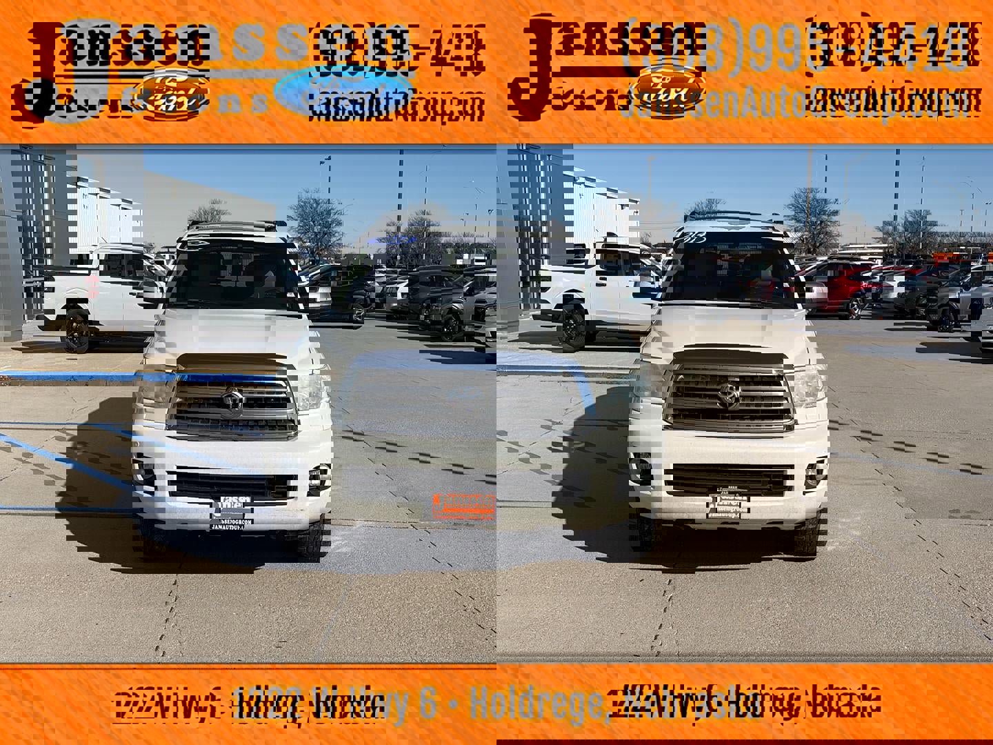 Used 2014 Toyota Sequoia Platinum image 3