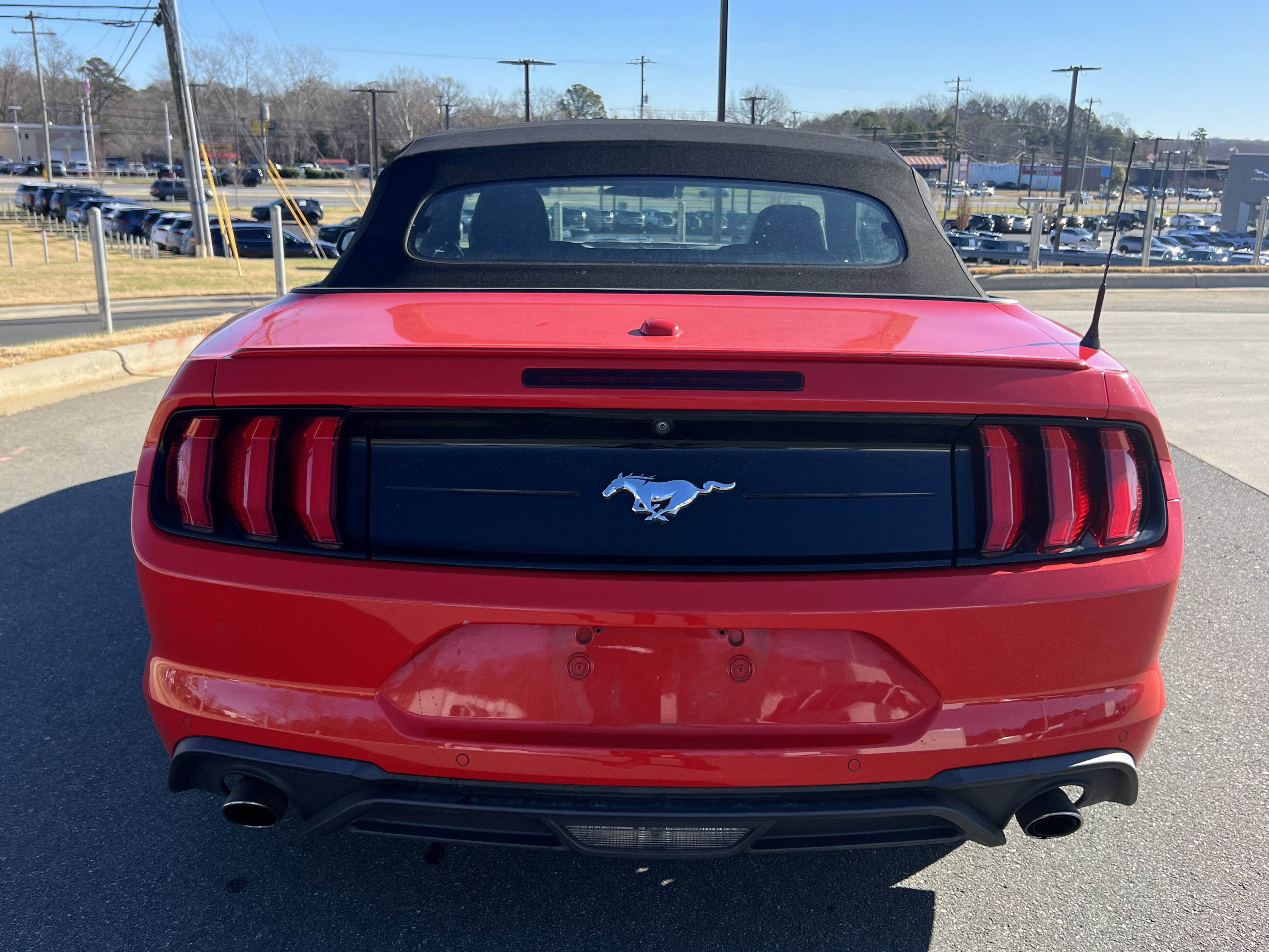 Used 2021 Ford Mustang Premium image 8