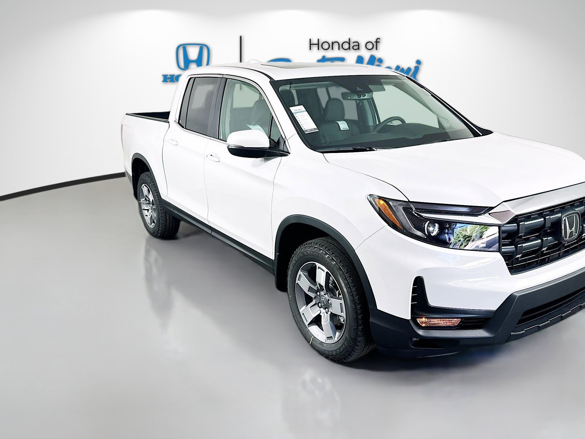 New 2025 Honda Ridgeline RTL