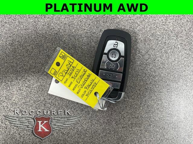 Used 2024 Ford Escape Platinum image 25