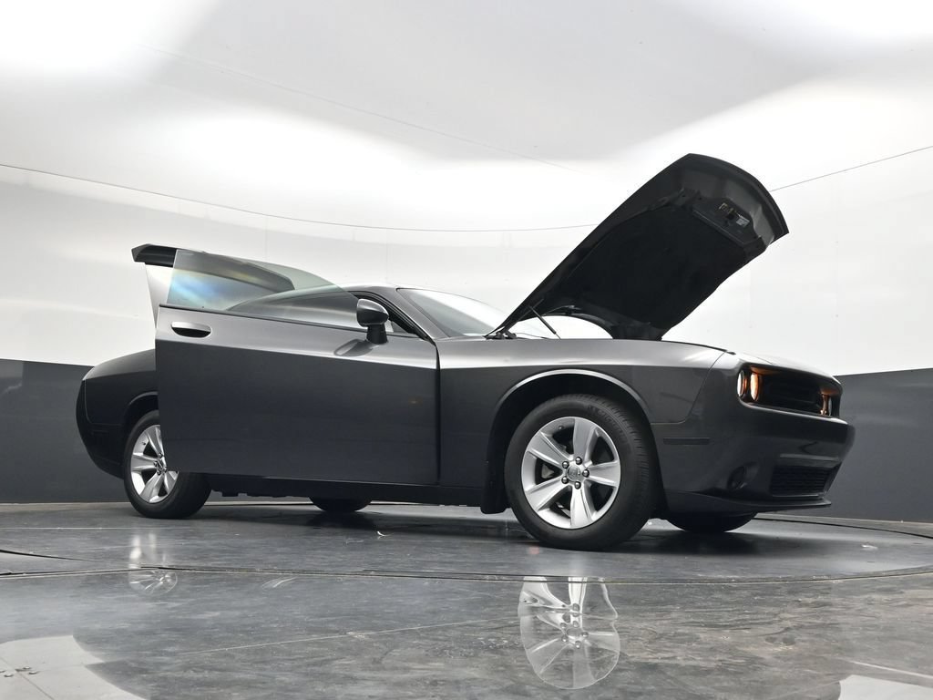 Used 2023 Dodge Challenger SXT RWD image 50