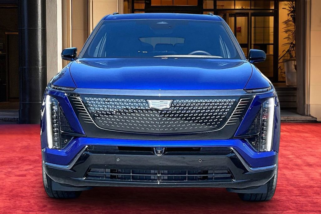 New 2026 Cadillac Vistiq Sport image 3