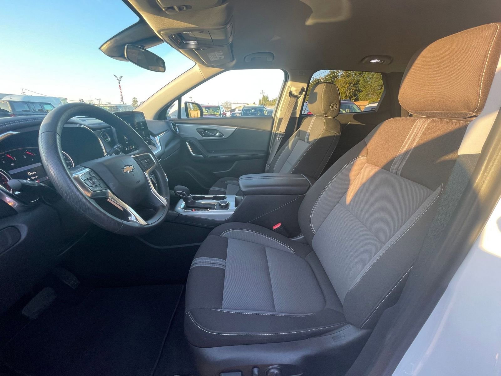 Used 2025 Chevrolet Blazer LT image 22