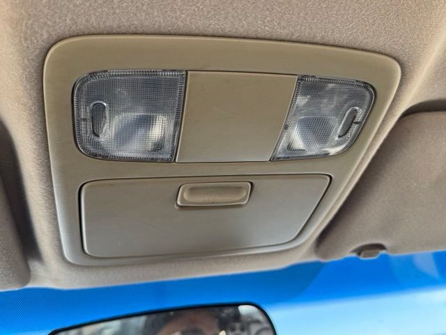 Used 2005 Toyota Camry LE FWD image 26
