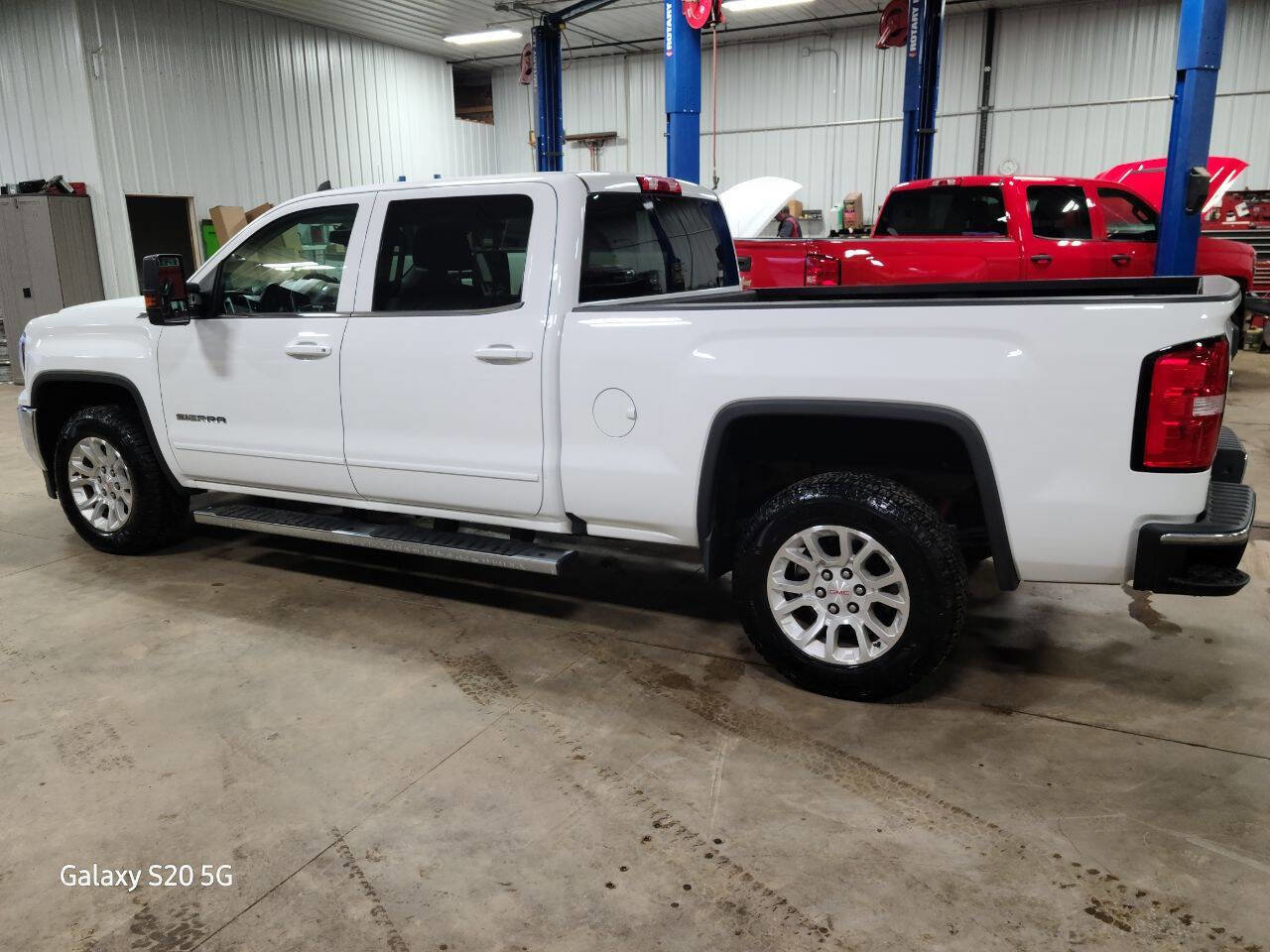 Used 2017 GMC Sierra 1500 SLE w/ SLE Value Package image 6