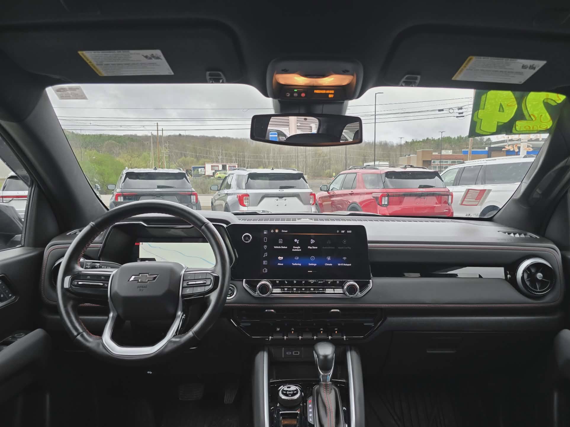 Used 2024 Chevrolet Colorado Z71 w/ Z71 Convenience Package 2 AWD/4WD image 15