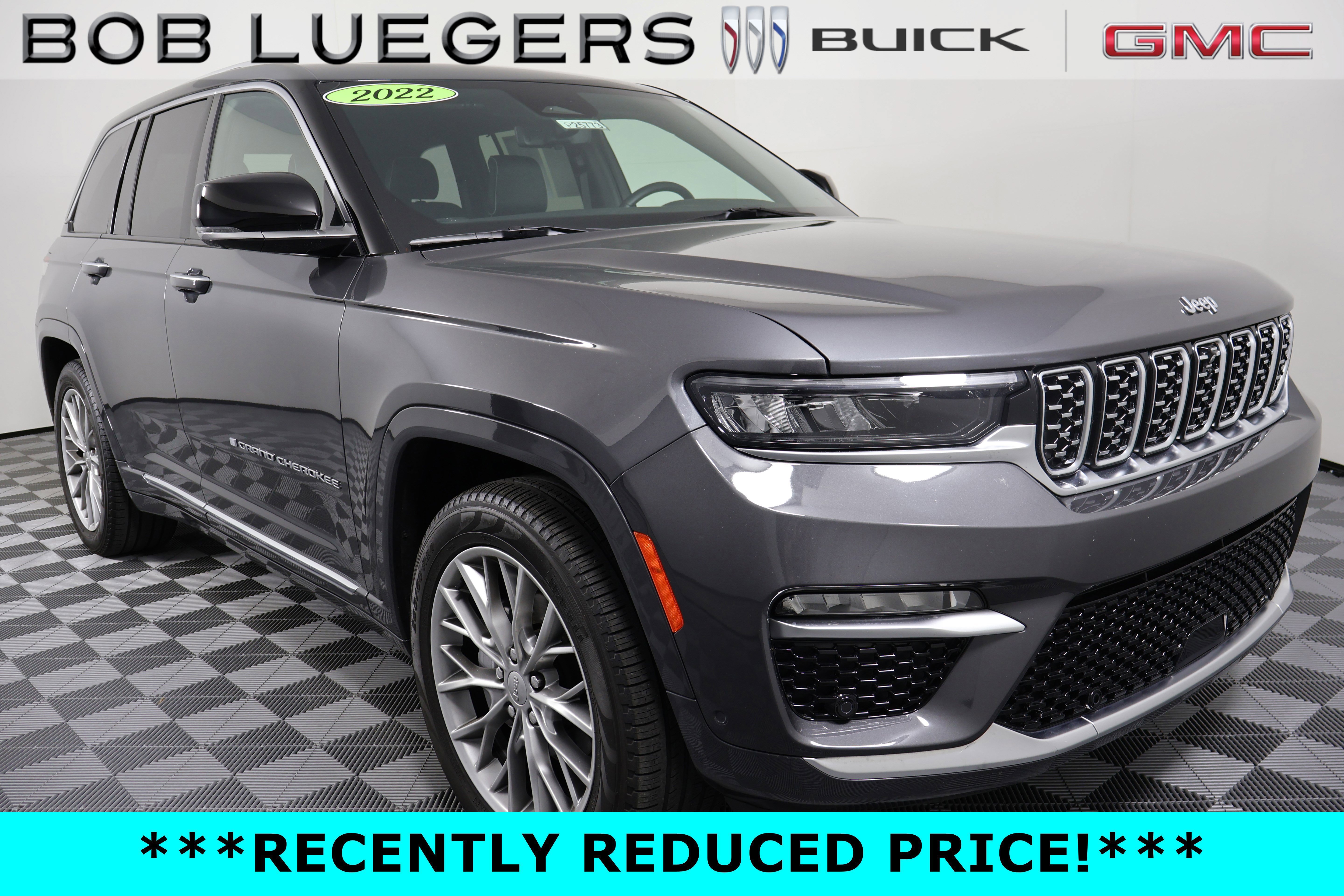 Used 2022 Jeep Grand Cherokee Summit w/ Adv Protech Group IV AWD/4WD image 1