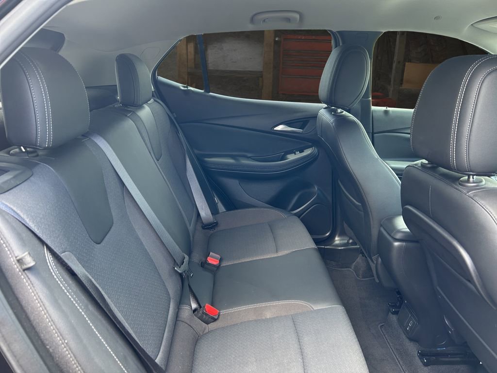 Certified 2021 Buick Encore GX Preferred w/ Cold Weather Comfort Package FWD image 18