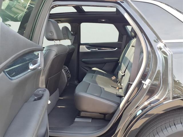 Used 2024 Cadillac XT5 Premium Luxury image 11