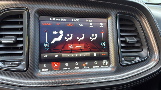 Used 2022 Dodge Challenger R/T Scat Pack RWD image 19