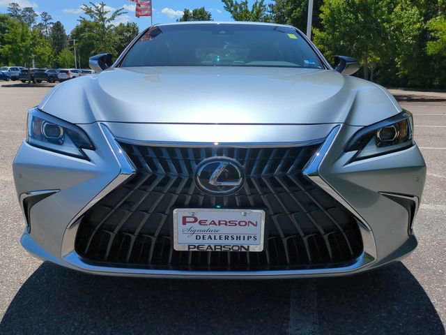 Used 2023 Lexus ES 350 w/ Premium Package FWD image 9