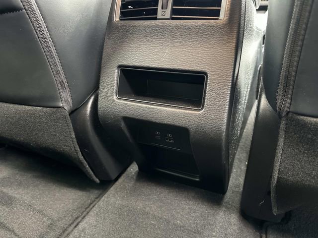 Used 2023 Mitsubishi Outlander SE AWD/4WD image 14