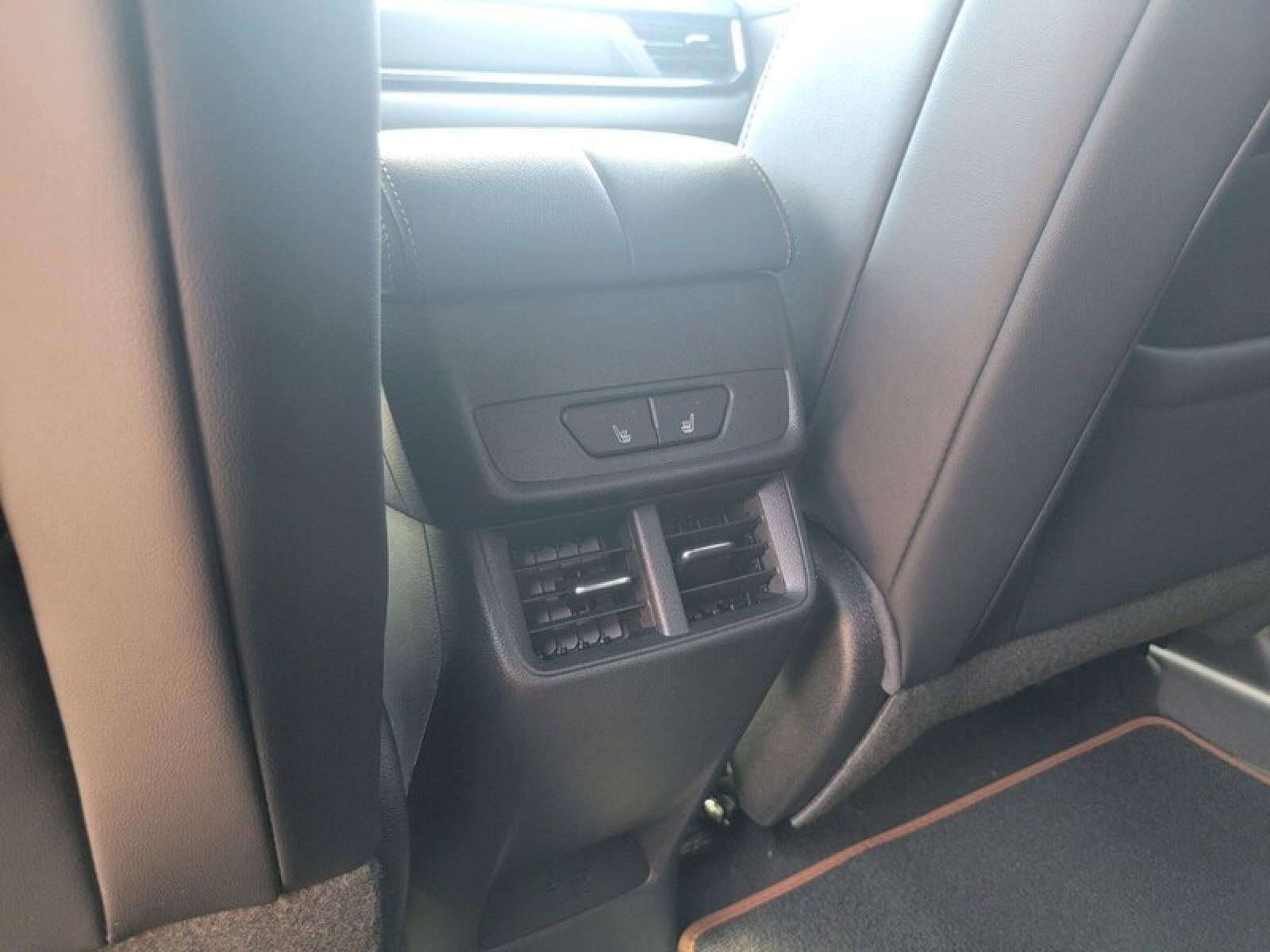 New 2026 GMC Terrain AT4 w/ Convenience Package III image 29