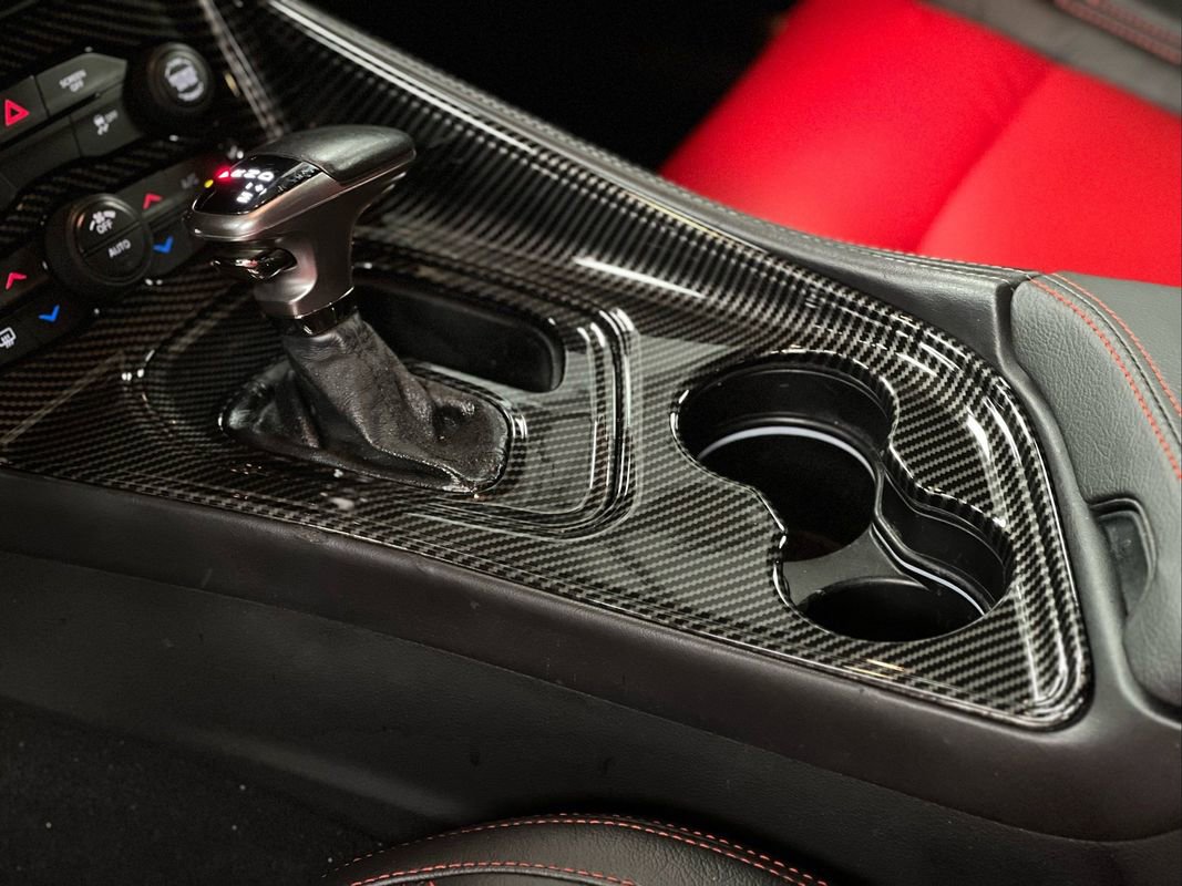 Used 2019 Dodge Challenger SXT image 29