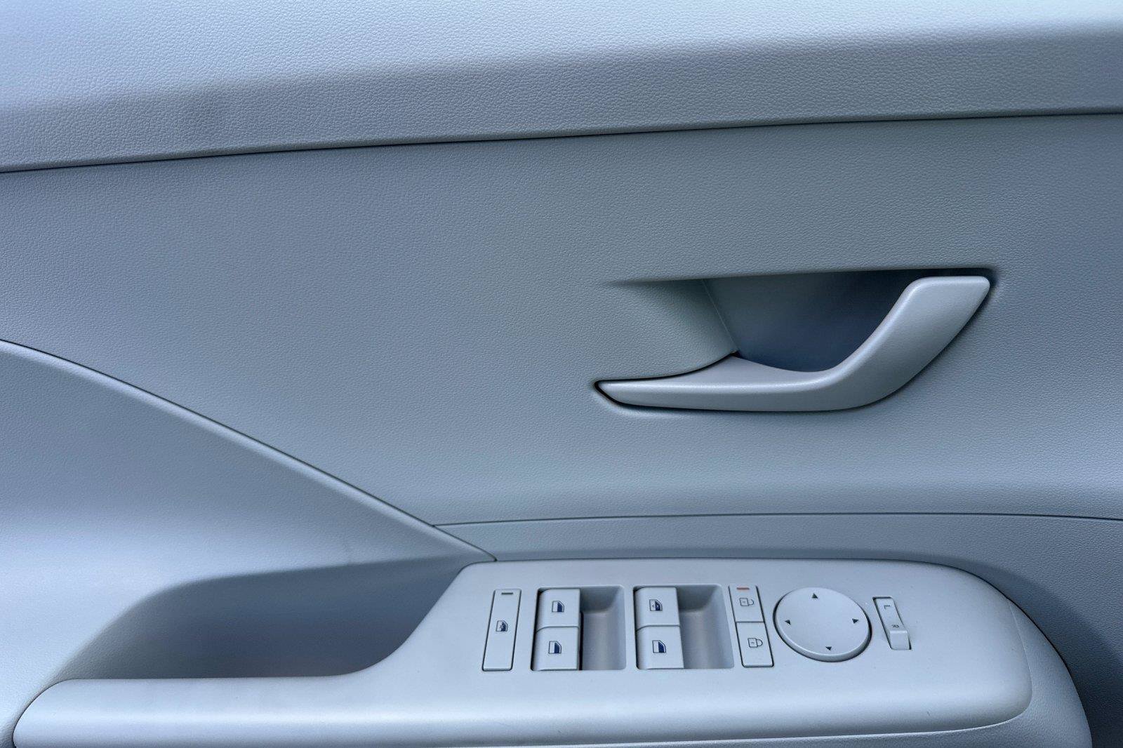 Used 2026 Hyundai Kona SE FWD image 10