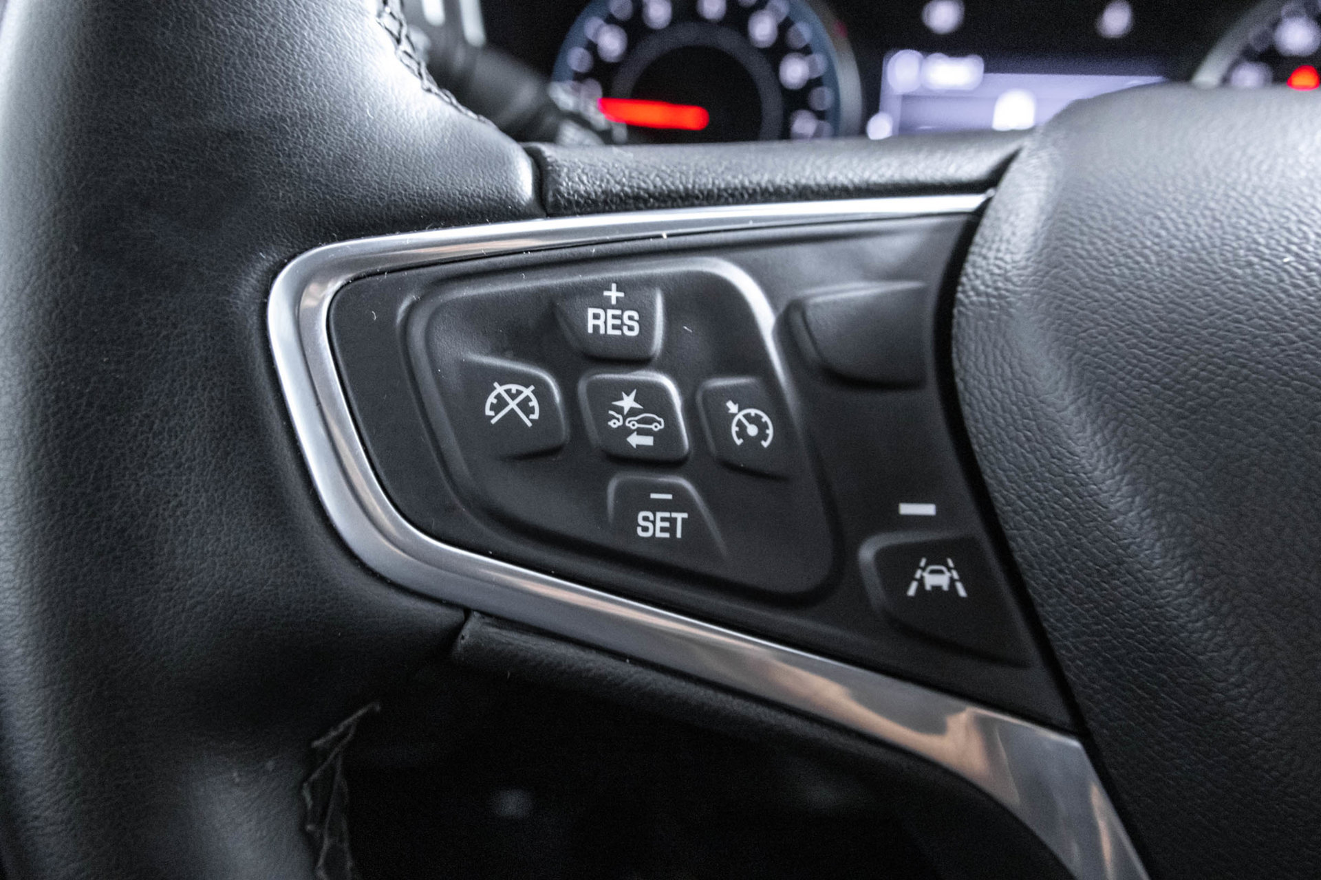 Used 2023 Chevrolet Equinox LT w/ Driver Convenience Package FWD image 25