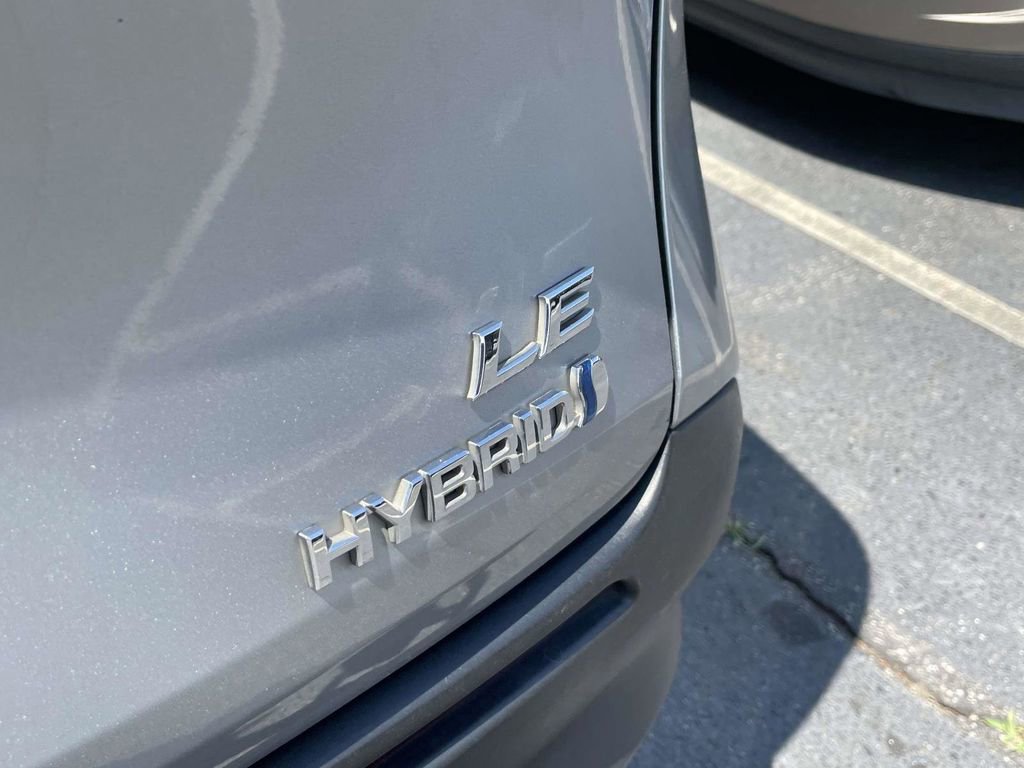 Used 2021 Toyota Sienna LE FWD image 15