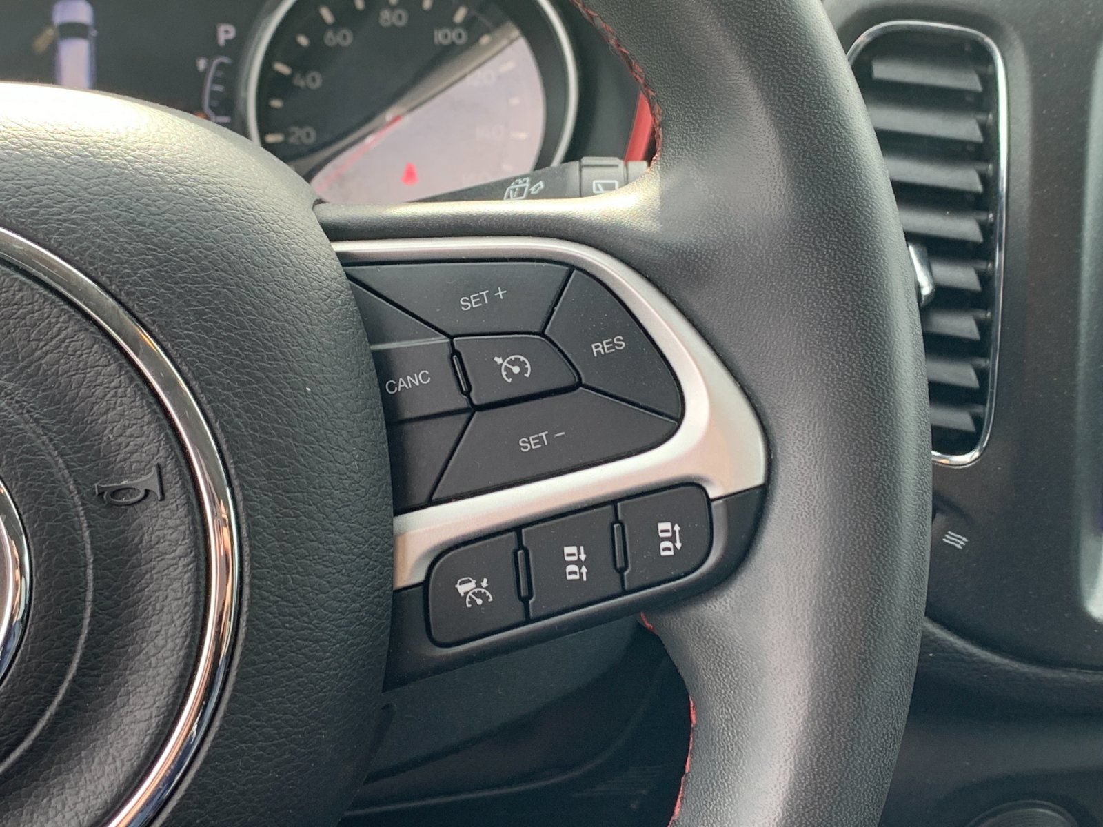 Used 2021 Jeep Compass Trailhawk AWD/4WD image 27