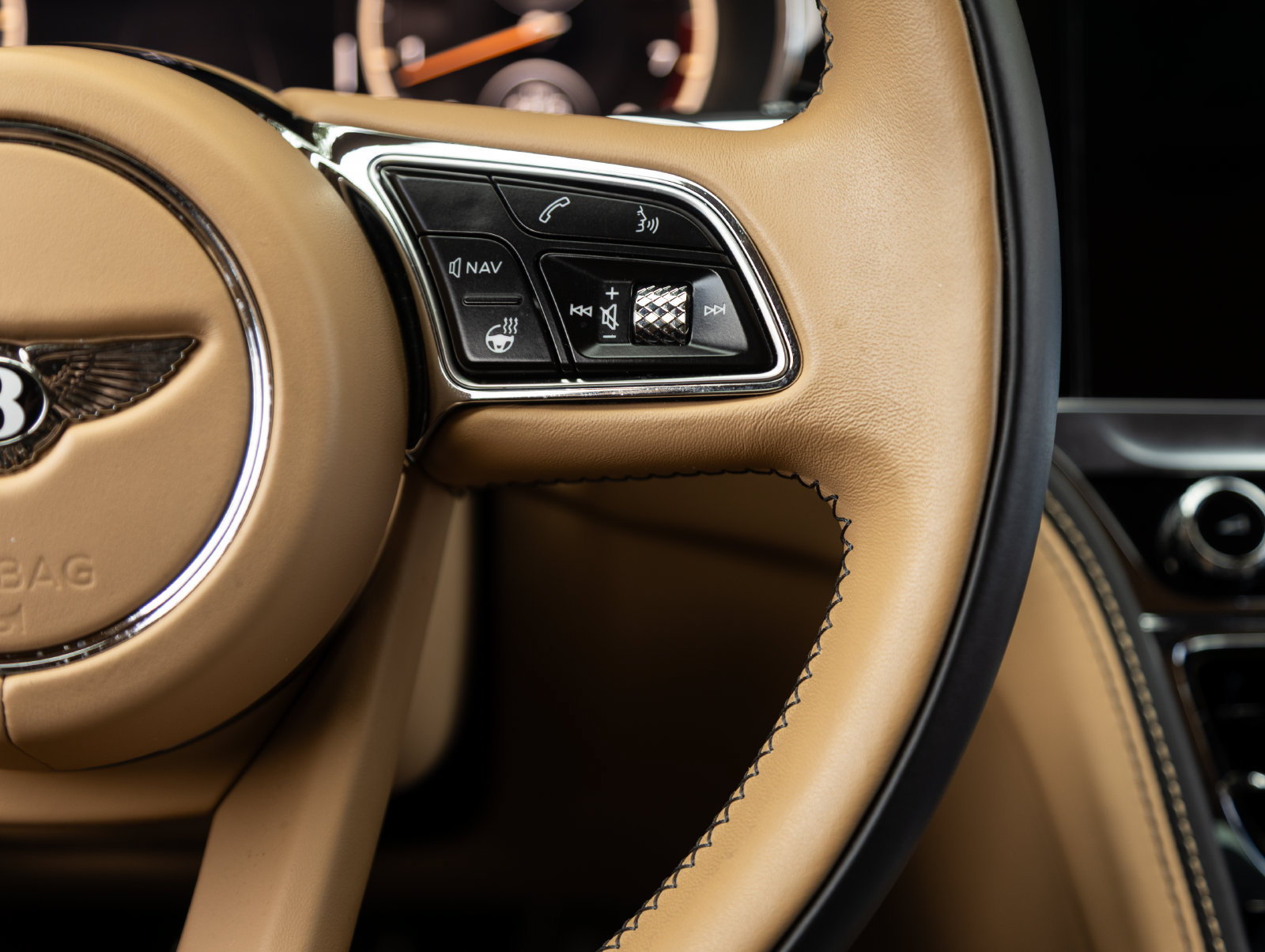 Used 2022 Bentley Flying Spur V8 AWD/4WD image 16