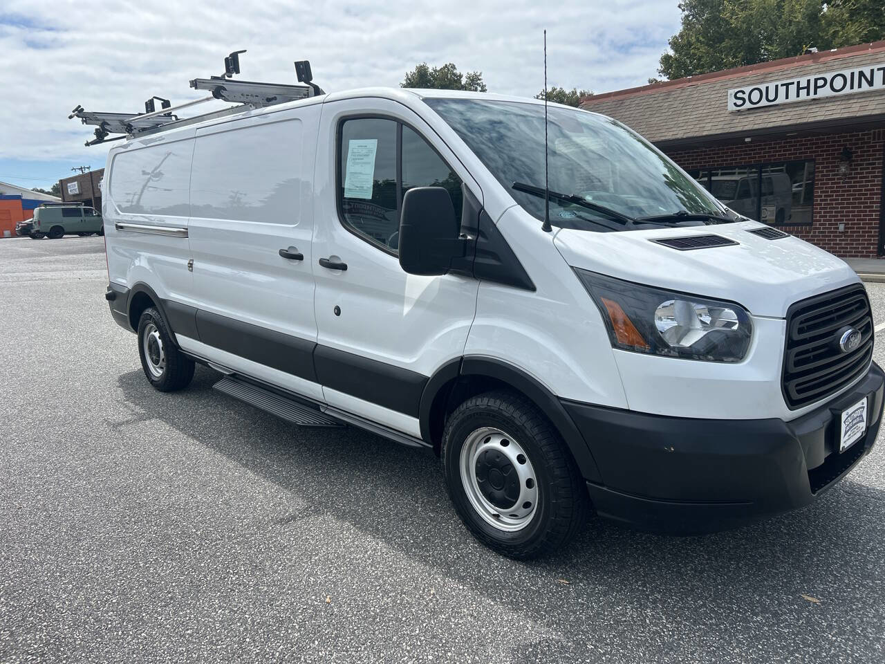 Used 2019 Ford Transit 350 148 Low Roof RWD image 3