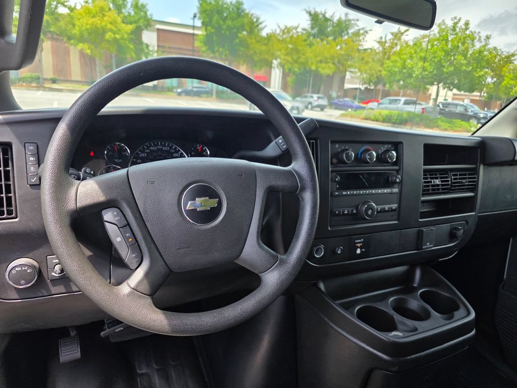 Used 2024 Chevrolet Express 2500 w/ Driver Convenience Package RWD image 12