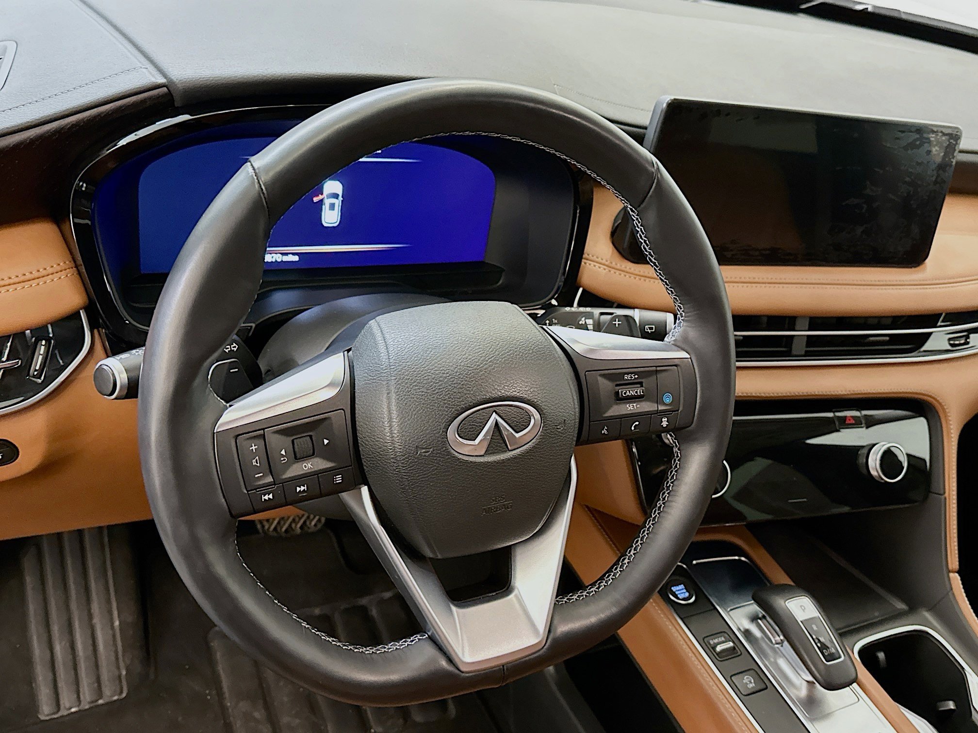 Used 2023 INFINITI QX60 Sensory w/ Vision Package image 18