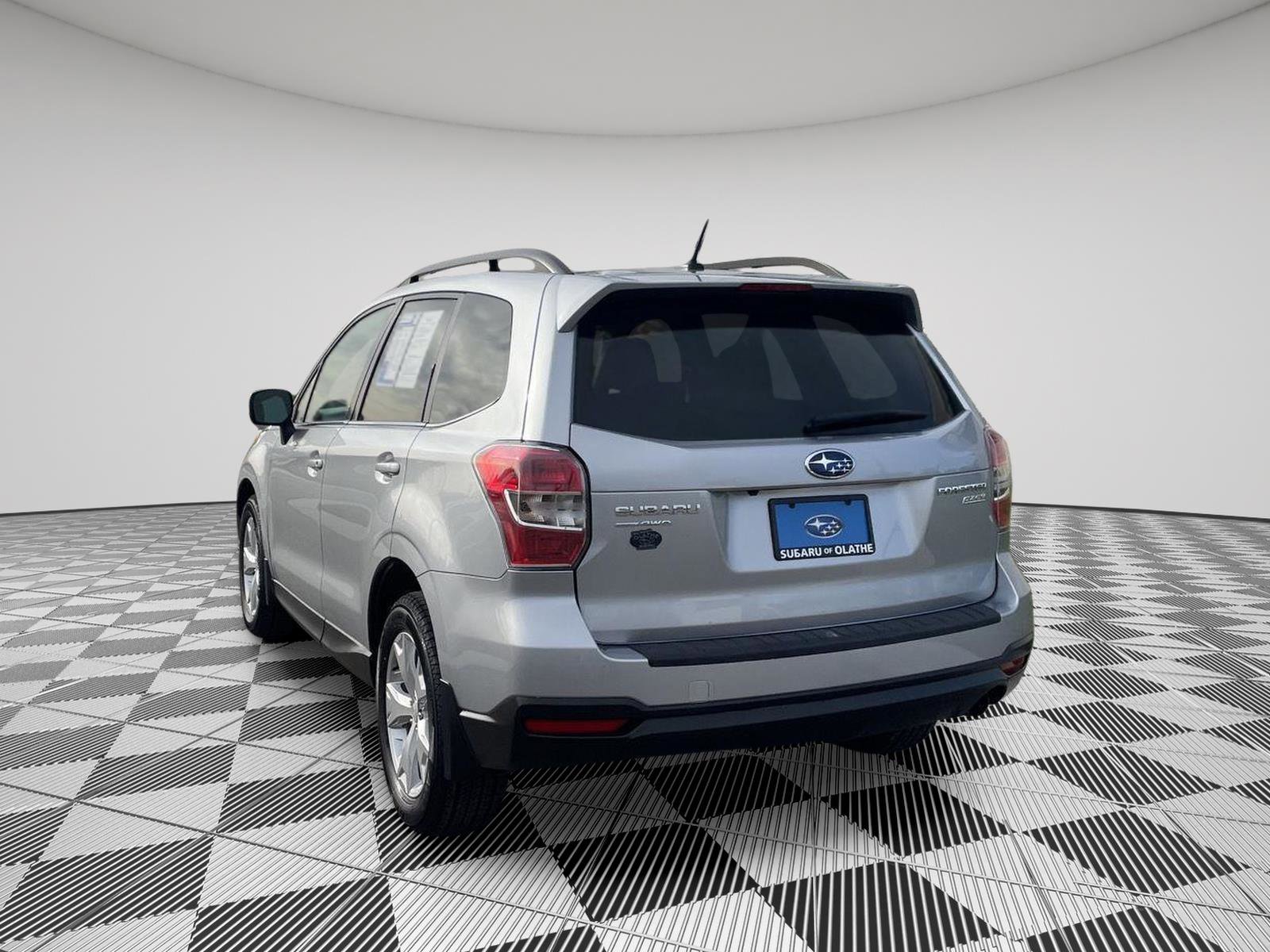 Used 2014 Subaru Forester 2.5i Limited w/ Popular Package #2 image 5