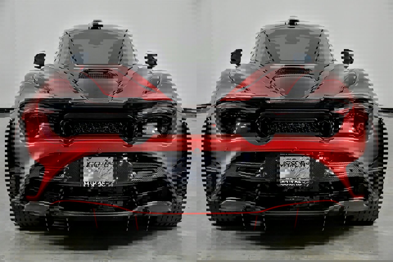 Used 2018 McLaren 720S image 15