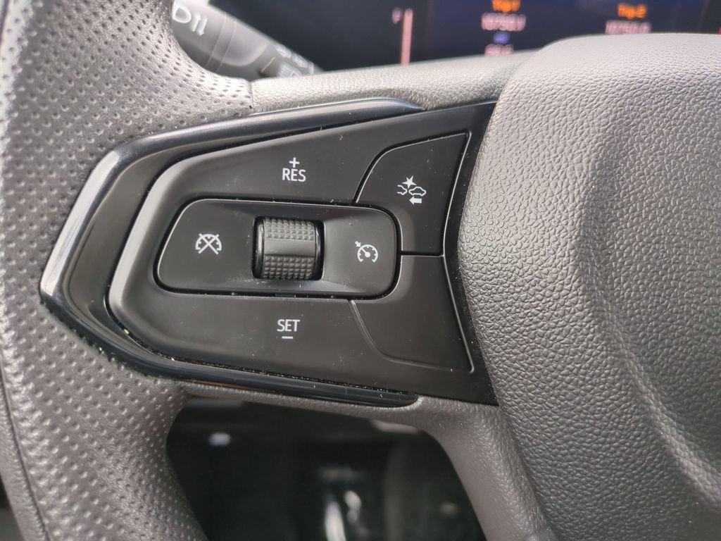 Used 2025 Chevrolet TrailBlazer LT AWD/4WD image 20