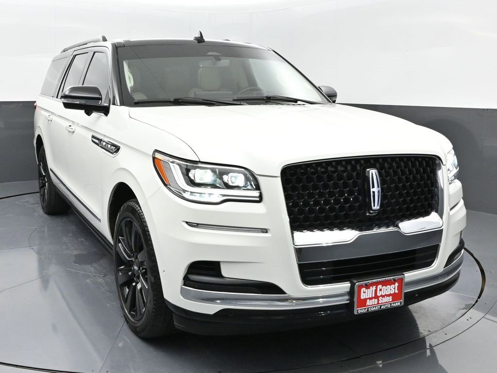 Used 2024 Lincoln Navigator L Black Label image 3