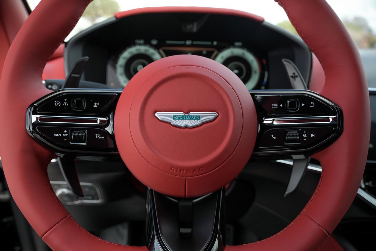 New 2026 Aston Martin DBX 707 image 17