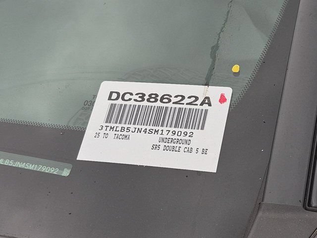 Certified 2025 Toyota Tacoma SR5 AWD/4WD image 18