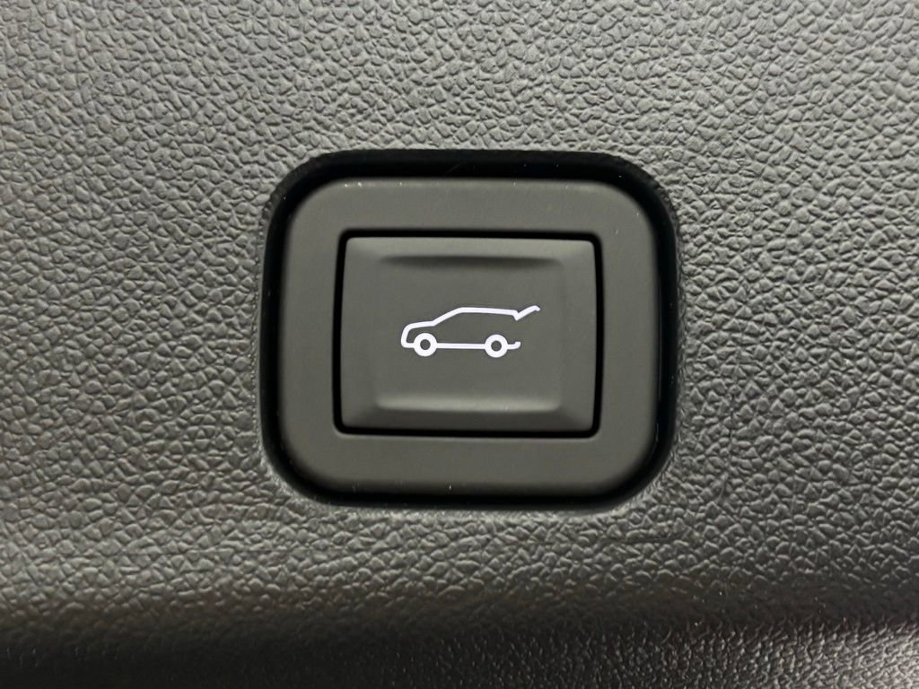 New 2026 GMC Acadia Elevation w/ Elevation Premium Package image 12