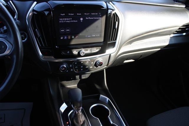 Used 2021 Chevrolet Traverse LT FWD image 16