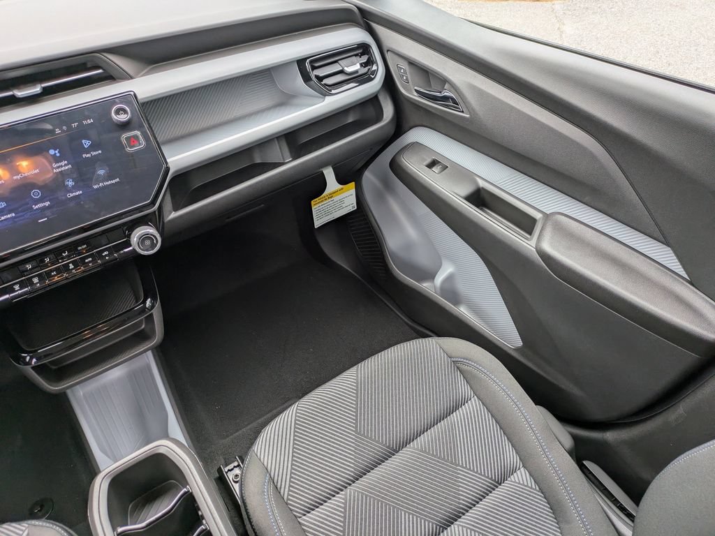New 2027 Chevrolet Bolt LT FWD image 18