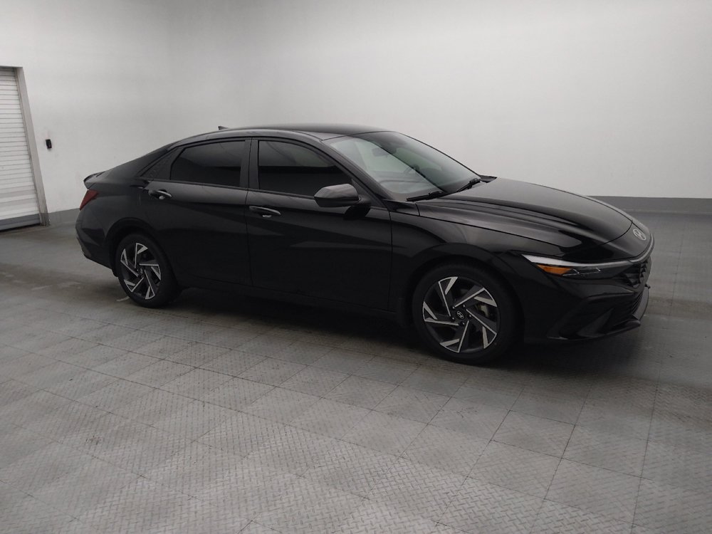 Used 2025 Hyundai Elantra Sport FWD image 11