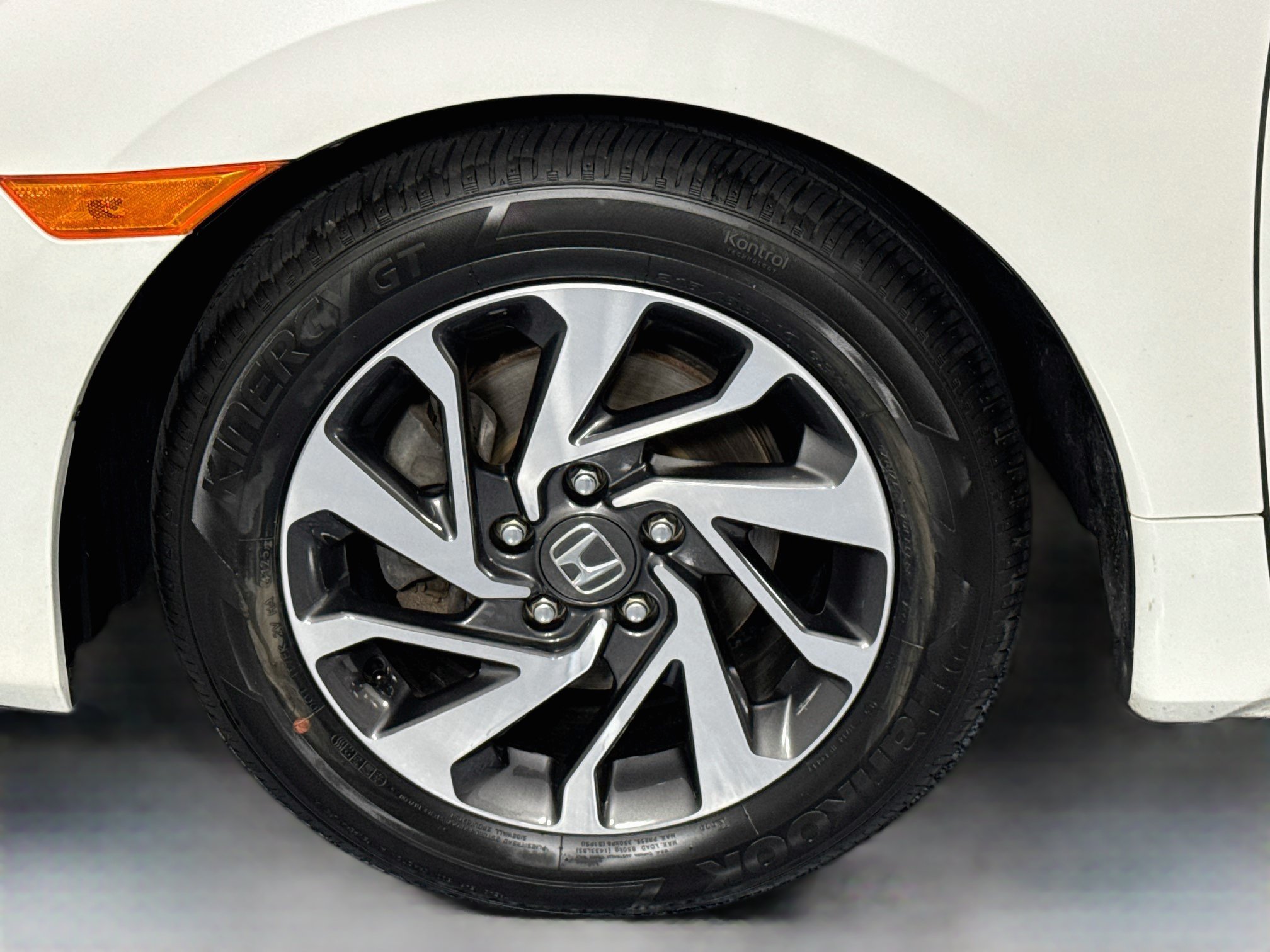 Certified 2017 Honda Civic EX image 29