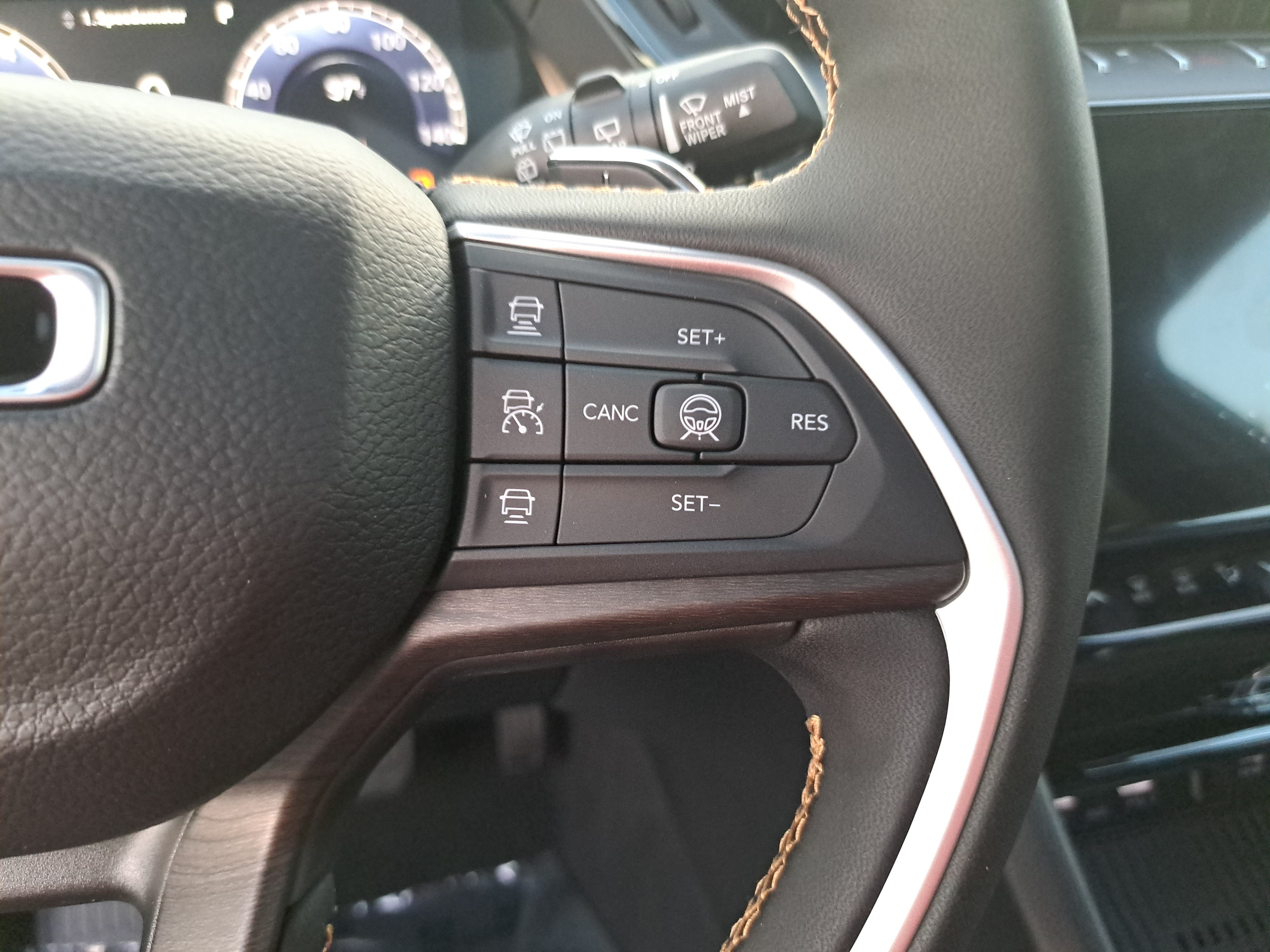 New 2026 Jeep Grand Cherokee Limited AWD/4WD image 18